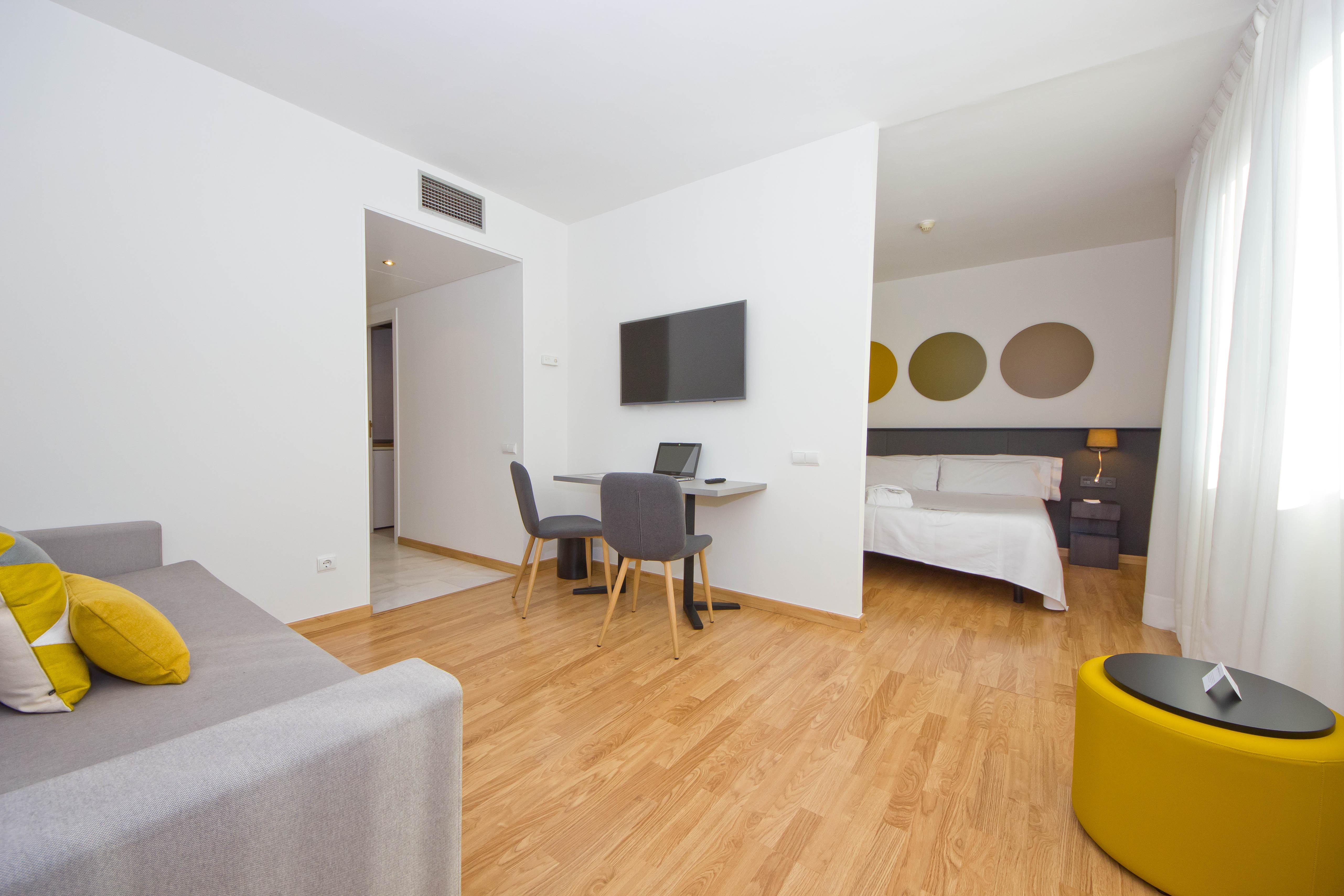 Aparthotel Atenea Valles Гранольерс Экстерьер фото