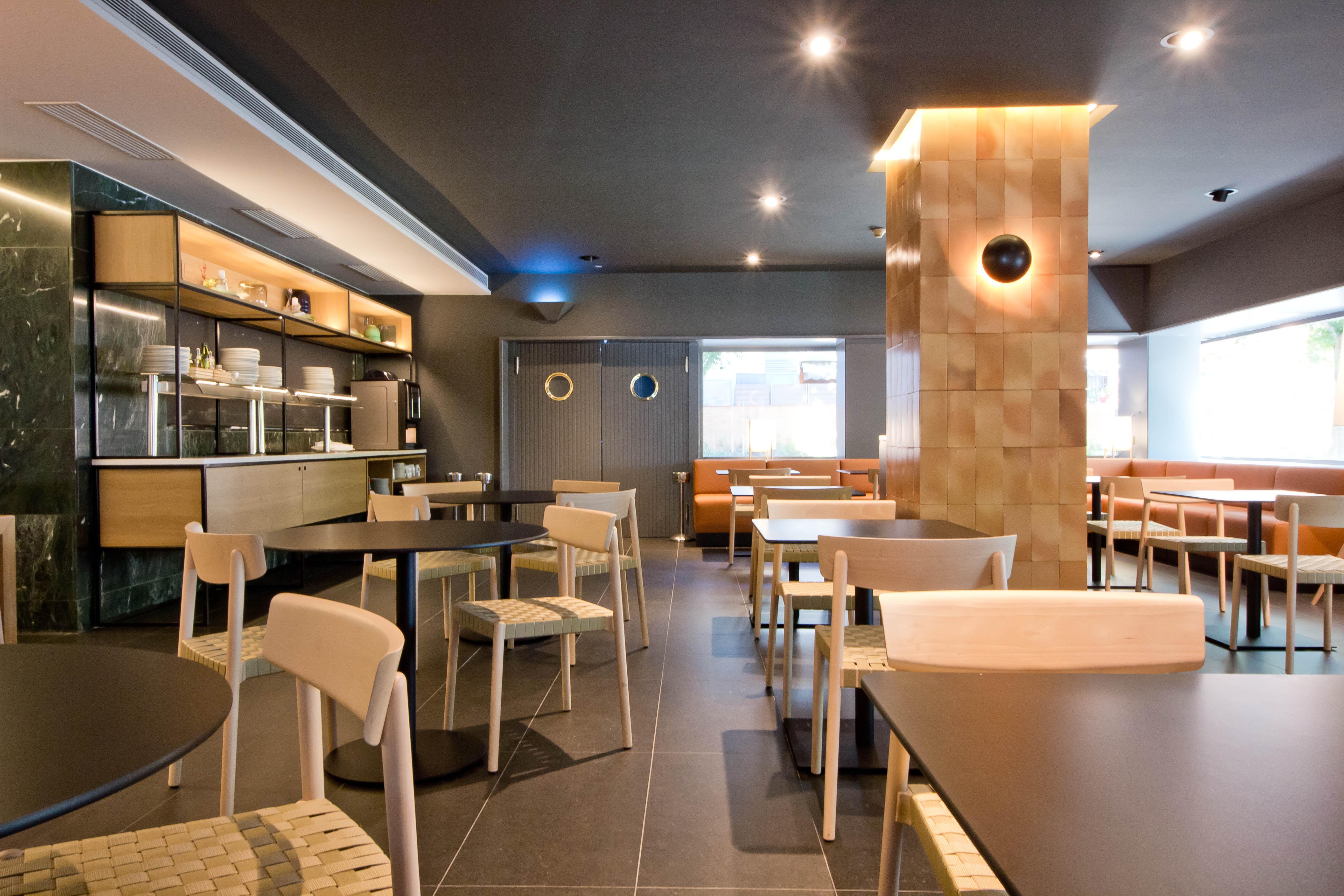 Aparthotel Atenea Valles Гранольерс Экстерьер фото
