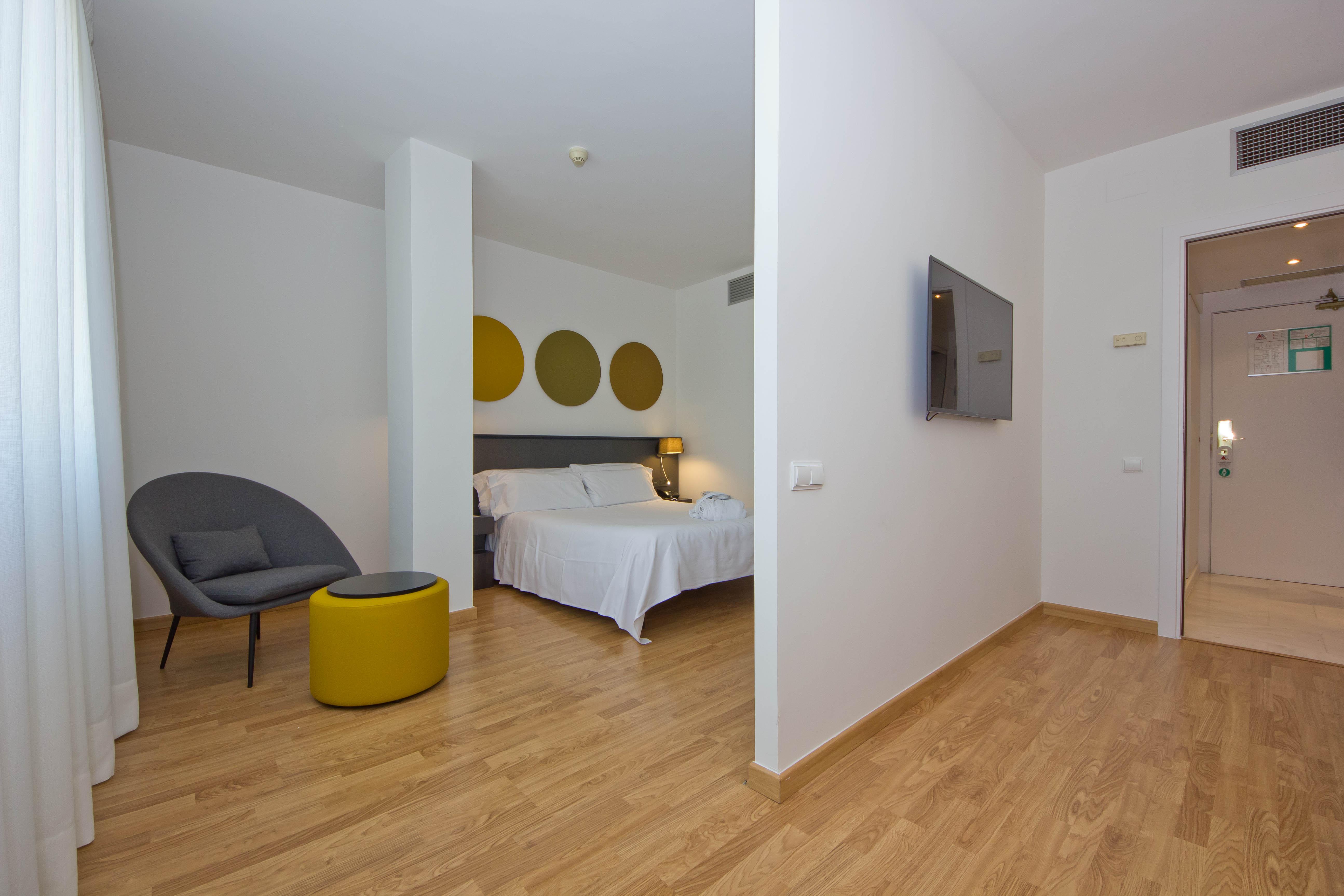 Aparthotel Atenea Valles Гранольерс Экстерьер фото